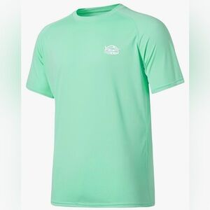 Willit Light Green Short Sleeve Swim Shirt. UPF Protection 50+. Size: Large